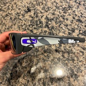 Polarized Infinite Hero Fuel Cell Oakleys